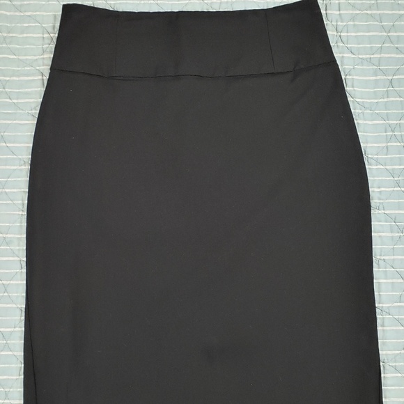 Worthington Dresses & Skirts - Worthington Business Skirt Black Pleated